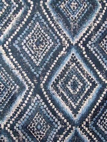 M10529 Indigo Batik Diamond